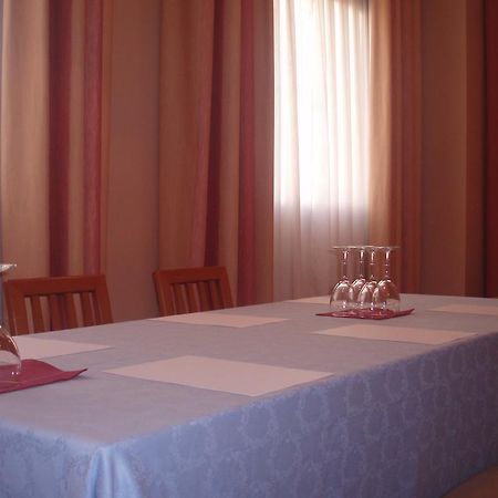 Aparthotel Sercotel ويسكا المظهر الخارجي الصورة