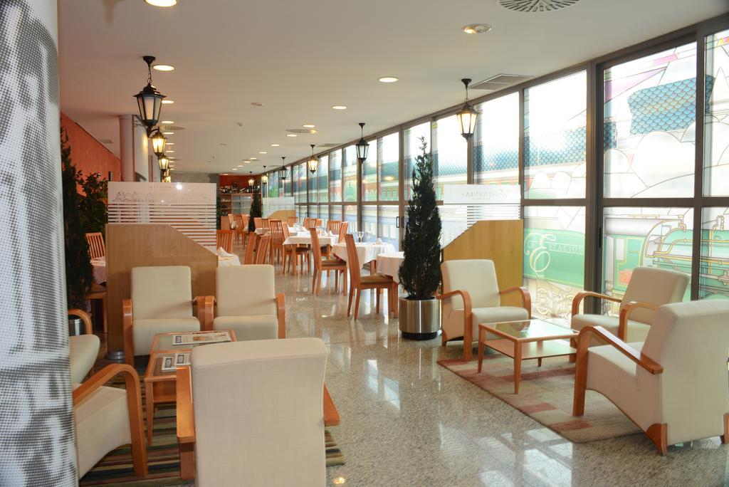 Aparthotel Sercotel ويسكا المظهر الخارجي الصورة