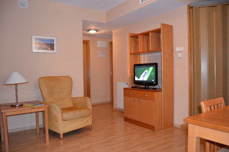 Aparthotel Sercotel ويسكا المظهر الخارجي الصورة