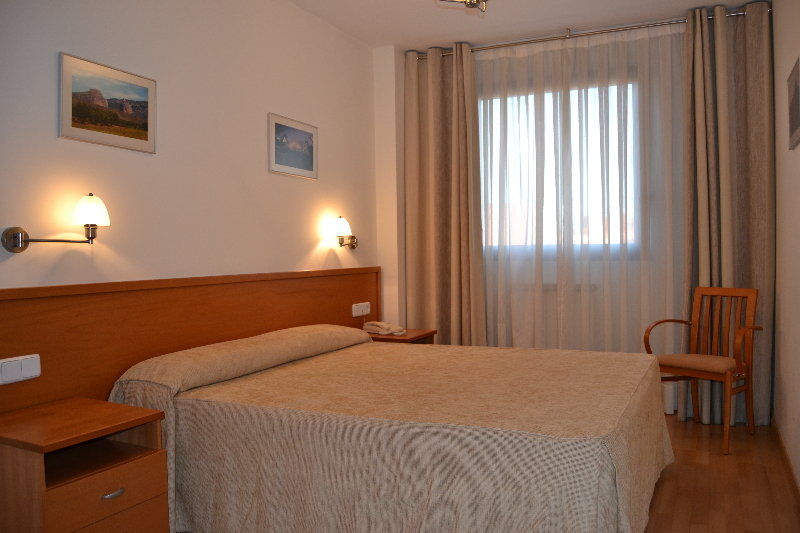 Aparthotel Sercotel ويسكا المظهر الخارجي الصورة